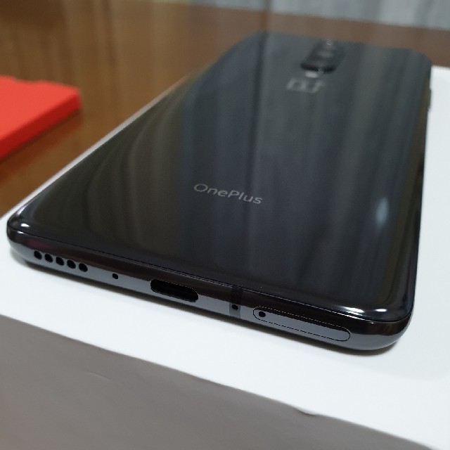 【美品】OnePlus 7 Pro + おまけ