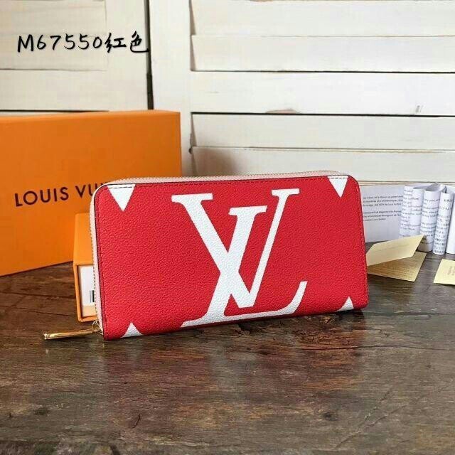 LOUIS VUITTON - 19SS　最新モデル　LOUIS VUITTON 長財布  女性適用  牛本革の通販 by ユリコ's shop｜ルイヴィトンならラクマ