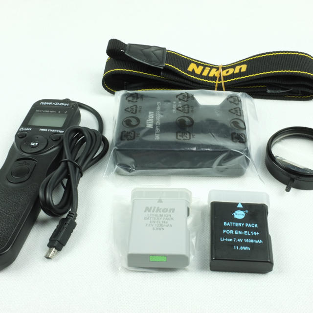 超美品 ニコン Niion D5500 ダブルズームキット ブラック