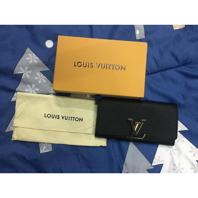 LOUIS VUITTON -  LOUIS VUITTON ルイ ヴィトン ポルトフォイユ　カプシーヌの通販 by Rina's shop｜ルイヴィトンならラクマ