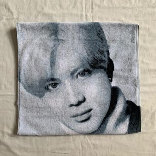 シャイニー(SHINee)の【ホワイトベル様専用 再出品】SHINee テミン タオル(アイドルグッズ)