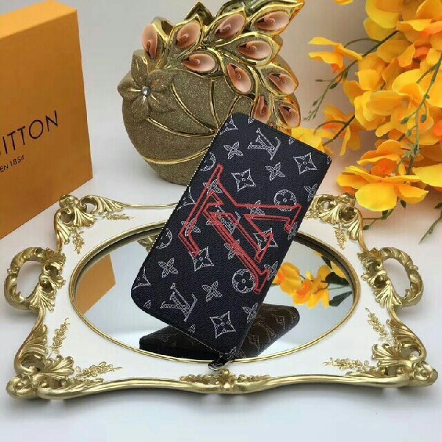 LOUIS VUITTON - ルイヴィトン　長財布 ファッション小物　メンズ　レディースの通販 by マネフ's shop｜ルイヴィトンならラクマ