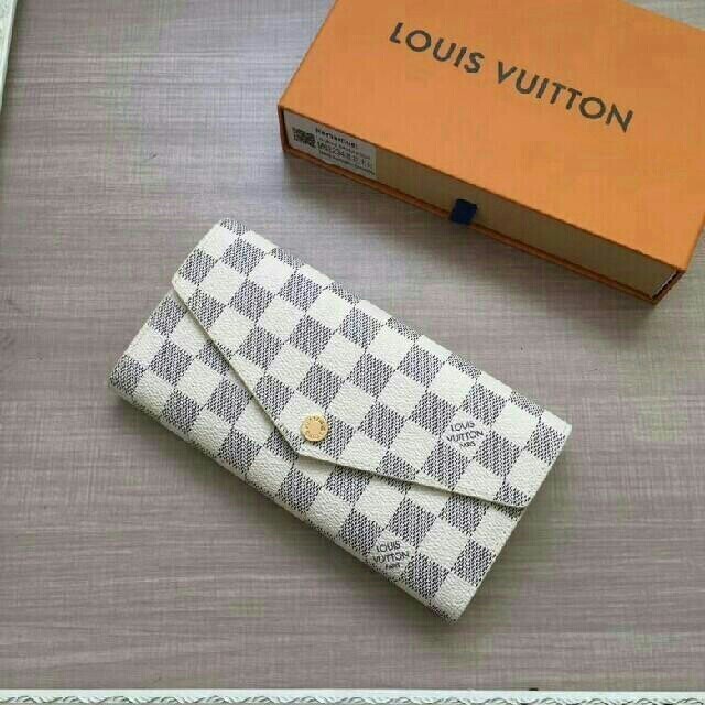 wired 時計 偽物販売 | LOUIS VUITTON - LV 長財布の通販 by マネフ's shop｜ルイヴィトンならラクマ