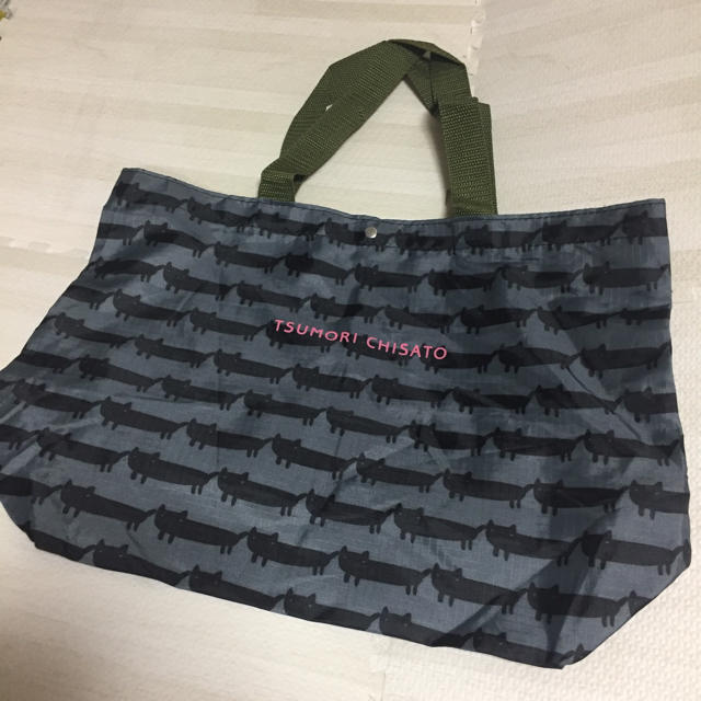 TSUMORI CHISATO(ツモリチサト)のTSUMORI CHISATO ネコ柄ナイロントートバッグ レディースのバッグ(トートバッグ)の商品写真