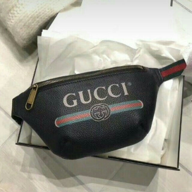 プラダ 財布 通贩 、 Gucci - GUCCI ショルダーバッグ ウエストポーチ ボディパック ブラックの通販 by Silent's shop｜グッチならラクマ