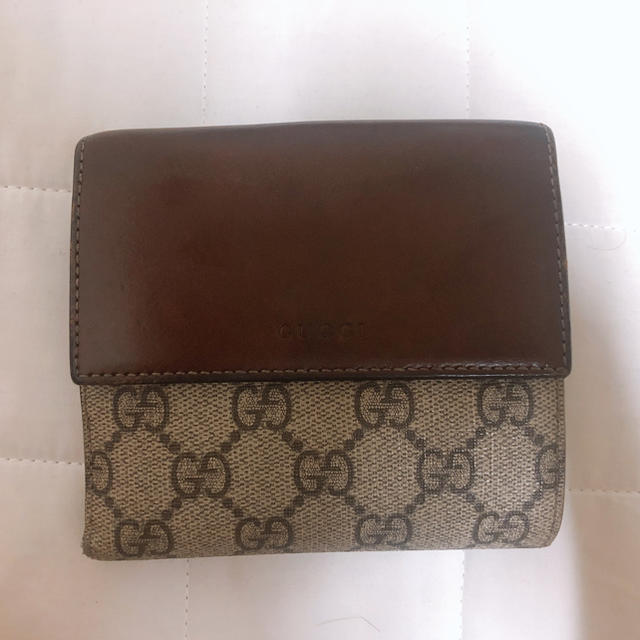 Gucci - GUCCI 二つ折り財布の通販 by まなみ's shop｜グッチならラクマ