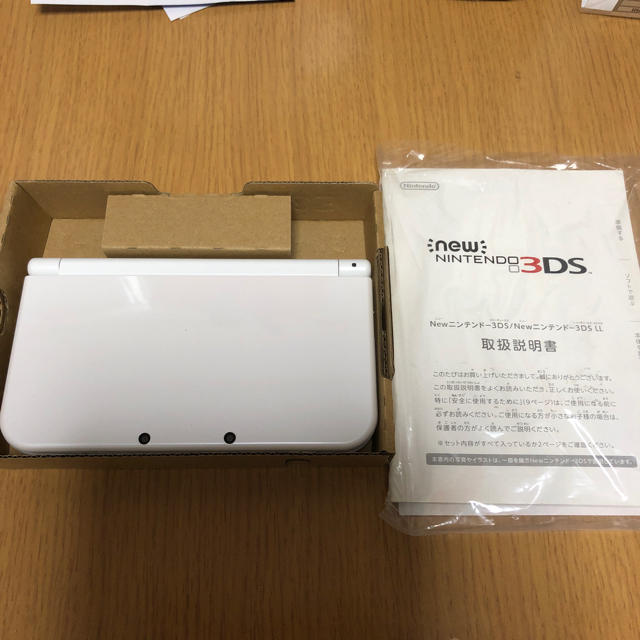 new 3DS LL ホワイト本体 2