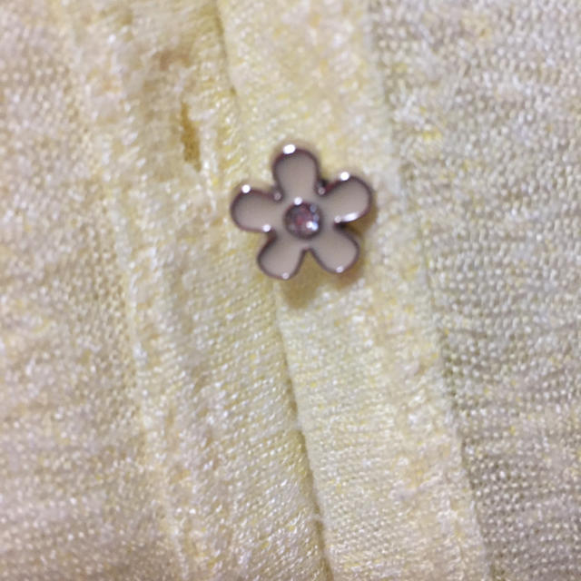 薄いイエロー色七分袖のカーデガン 2L レディースのトップス(カットソー(長袖/七分))の商品写真