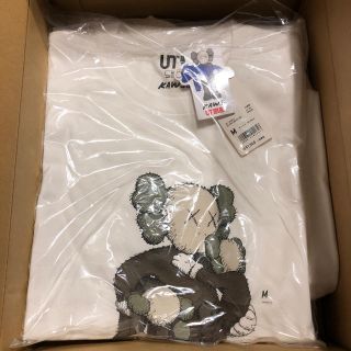 ユニクロ(UNIQLO)のUNIQLO KAWS(Tシャツ/カットソー(半袖/袖なし))