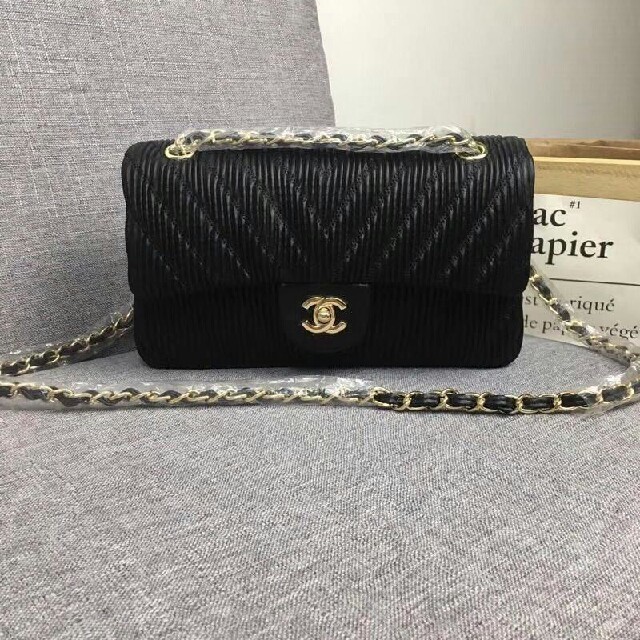 エルメス メンズ バッグ コピー激安 - CHANEL - CHANEL ショルダーバッグの通販 by しゅんすけ's shop｜シャネルならラクマ