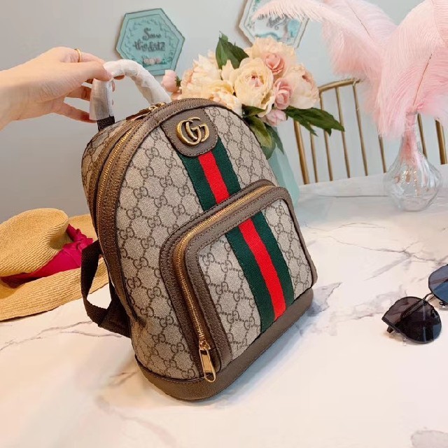 グレゴリー バッグ 激安 tシャツ 、 Gucci - Gucci グッチ  リュック   トートバックの通販 by kuku's shop｜グッチならラクマ