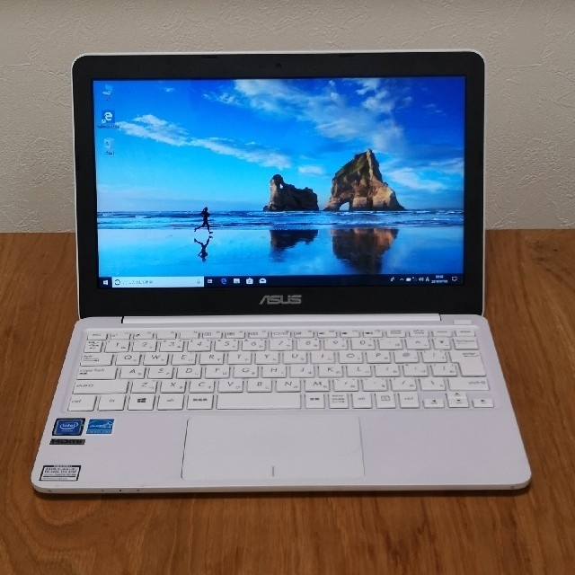 ASUS VivoBook E200HA-WHITE 美品 MicroSD付属