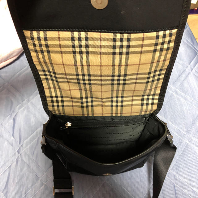 BURBERRY(バーバリー)のバーバリー ショルダーバック ノポル様専用 メンズのバッグ(ショルダーバッグ)の商品写真