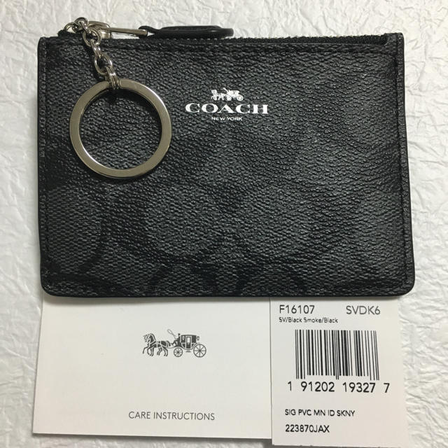 COACH(コーチ)の【新品未使用】コーチ コインケース シグネチャー ブラック系 レディースのファッション小物(コインケース)の商品写真