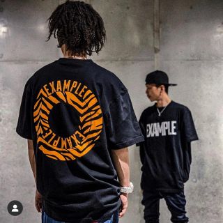 バーニーズニューヨーク(BARNEYS NEW YORK)のEXAMPLE TIGER ROUND LOGO TEE(Tシャツ/カットソー(半袖/袖なし))