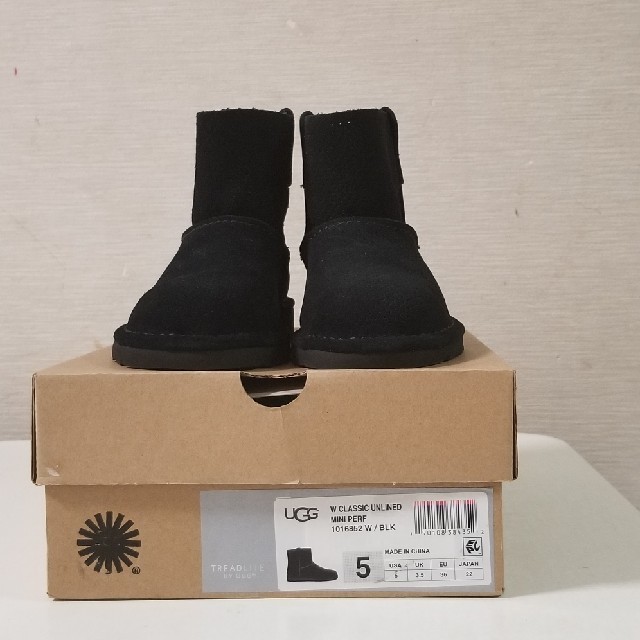 【お値下げ】新品　UGG　シヨートブーツ