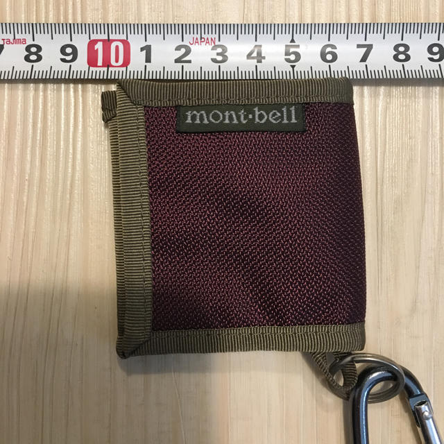 mont bell(モンベル)のモンベル コインケース カラビナ付き スポーツ/アウトドアのアウトドア(登山用品)の商品写真