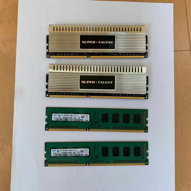 DDR3 2g×4枚 スマホ/家電/カメラのPC/タブレット(PCパーツ)の商品写真