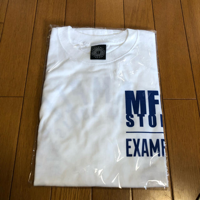 example Tシャツ