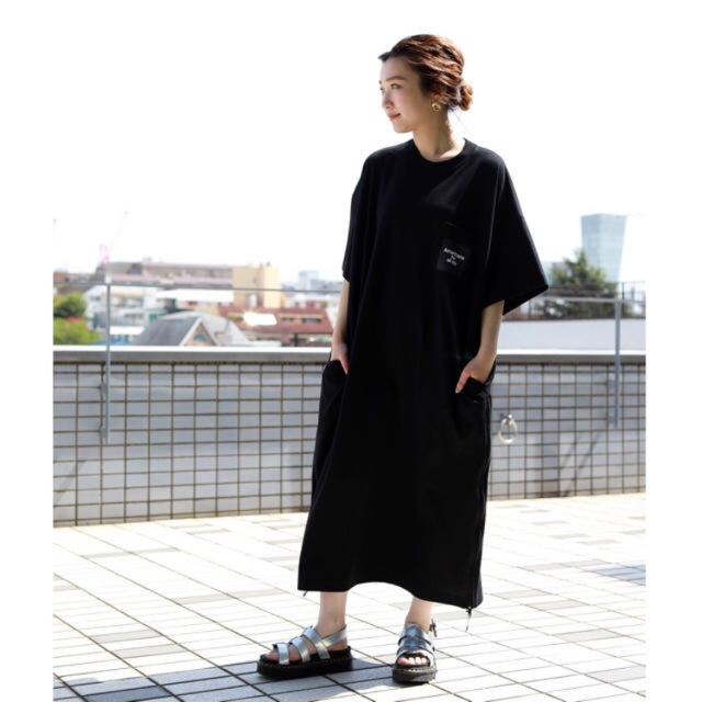 スノーブルー アメリカーナ☆AMERICANAサイドZIPフーデットワンピ ...