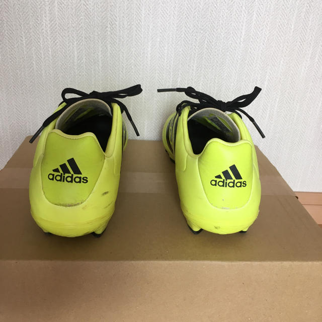 adidas(アディダス)のアディダス サッカー フットボール スパイクシューズ 26.0cm スポーツ/アウトドアのサッカー/フットサル(シューズ)の商品写真