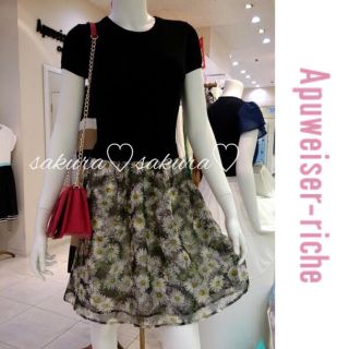 アプワイザーリッシェ(Apuweiser-riche)の美品♡アプワイザーリッシェ 定価2.3万円 マーガレットプリントワンピース♡(ひざ丈ワンピース)