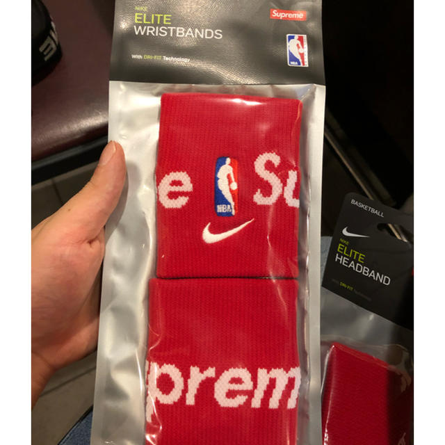 supreme  リストバンド NBA