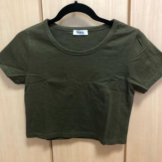 エヴリス(EVRIS)のEVRIS Tシャツ ミニ丈 カーキ(Tシャツ(半袖/袖なし))