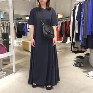 ドゥーズィエムクラス(DEUXIEME CLASSE)の19ss YLEVE イレーヴ ロング ワンピース ネイビー ●タグ付き美品●(ロングワンピース/マキシワンピース)