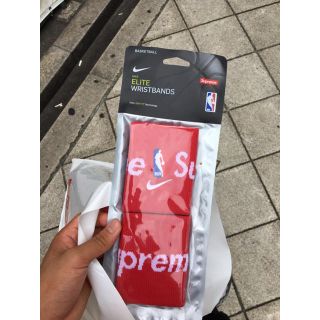 シュプリーム(Supreme)のSupreme Nike NBA wristbands(バングル/リストバンド)