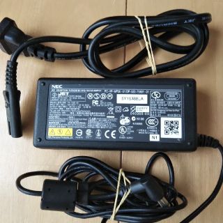 エヌイーシー(NEC)のNEC ACアダプター　19V-3.16A PC-VP-WP36 ADP64(PC周辺機器)