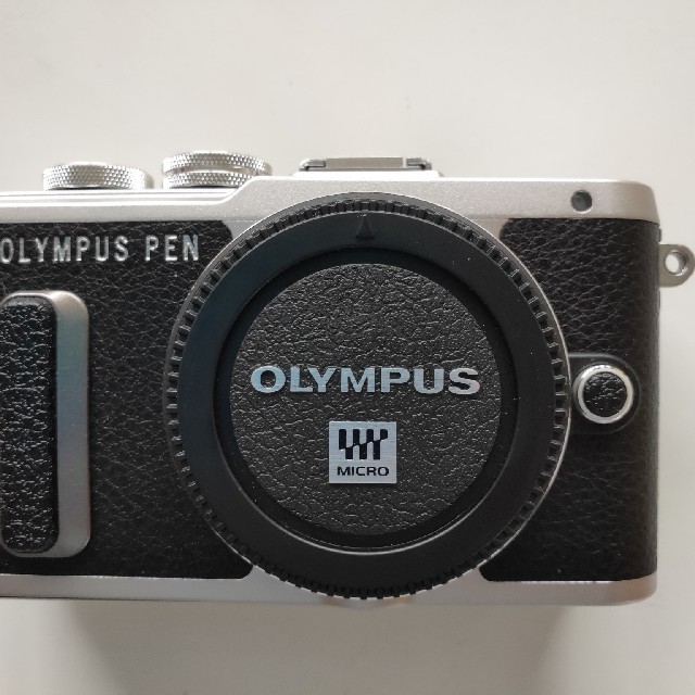 OLYMPUS E-PL8 BK