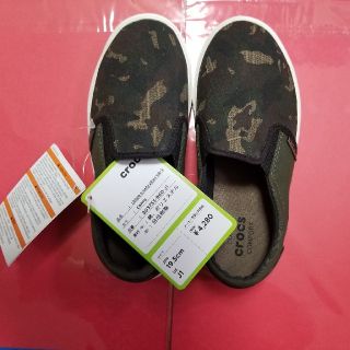 クロックス(crocs)の19.5センチ男児靴crocs新品未使用(スニーカー)