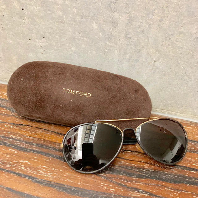 TOM FORDサングラス