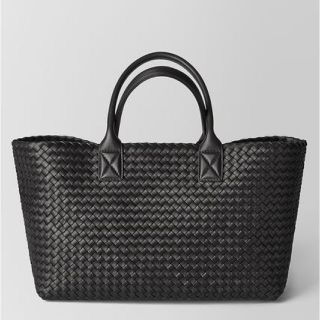 ボッテガヴェネタ(Bottega Veneta)のBOTTEGA VENETA ミディアム カバ 黒(トートバッグ)