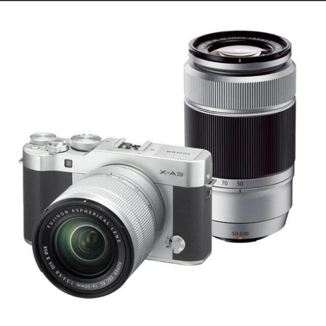 富士フイルム(フジフイルム)のFUJIFILM X-A3 ミラーレス一眼 ダブルズームレンズキット スマホ/家電/カメラのカメラ(ミラーレス一眼)の商品写真