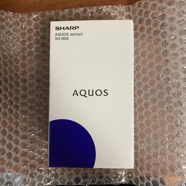 AQUOS(アクオス)の新品 SHARP SIMフリー AQUOS sense2 SH-M08 ホワイト スマホ/家電/カメラのスマートフォン/携帯電話(スマートフォン本体)の商品写真
