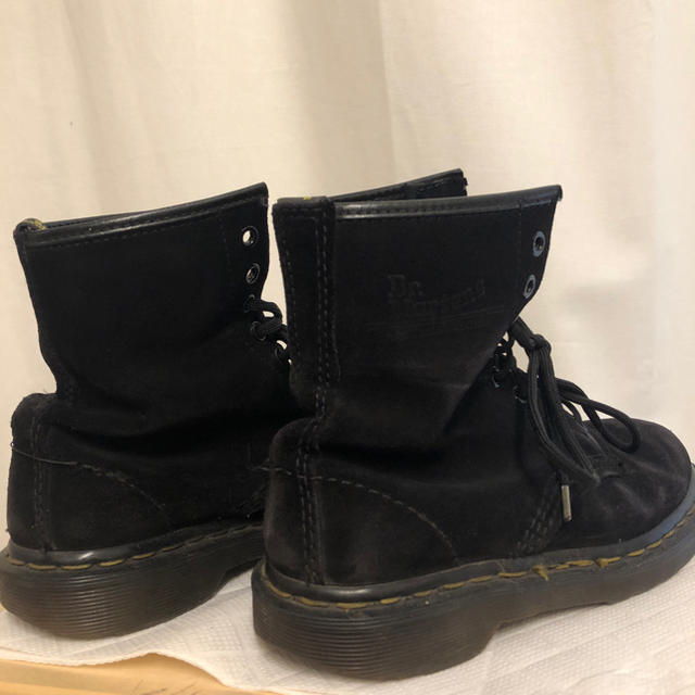 Dr.Martens(ドクターマーチン)のused Dr.Martensドクターマーチン ブラックスエードブーツ レディースの靴/シューズ(ブーツ)の商品写真