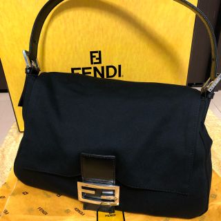 フェンディ(FENDI)のフェンディ マンマバケット 美品(ショルダーバッグ)