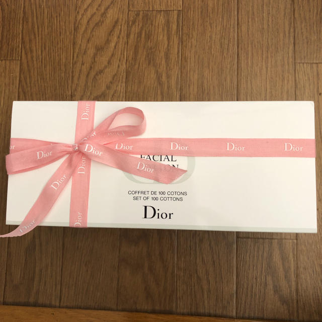 Dior(ディオール)の《新品》Dior コットン 100枚入り コスメ/美容のコスメ/美容 その他(その他)の商品写真