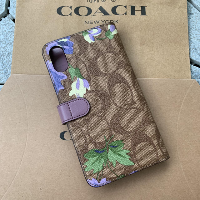 COACH(コーチ)の新品 コーチ iPhonexr 手帳型ケース モノグラム スマホケース 送料無料 スマホ/家電/カメラのスマホアクセサリー(iPhoneケース)の商品写真