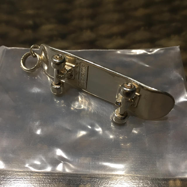 Supreme - MADBUNNY様専用Supreme デッキペンダントガブリエルユリスト Supreme - MADBUNNY様専用Supreme デッキペンダントガブリエルユリスト