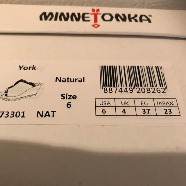 Minnetonka(ミネトンカ)のお値下げ☆ミネトンカ☆白デニムウェッジソールサンダル23 レディースの靴/シューズ(サンダル)の商品写真