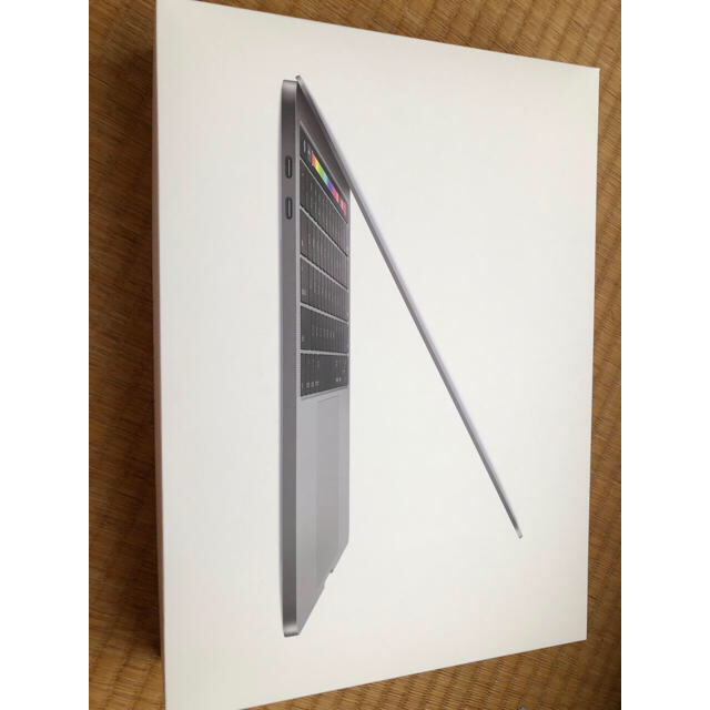 MacBook pro 2018 13インチ