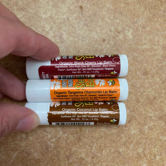 BURT'S BEES(バーツビーズ)のシエラビーズ リップクリーム 3本セット！ コスメ/美容のスキンケア/基礎化粧品(リップケア/リップクリーム)の商品写真