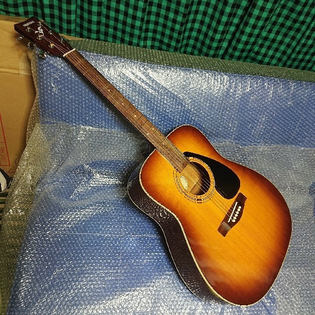 値下美品ヤマハYAMAHA アコースティックギター F-360TBSソフトケース