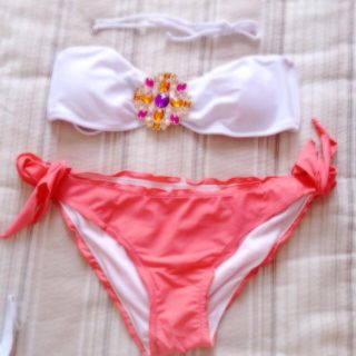 ヴィクトリアズシークレット(Victoria's Secret)のヴィクシービジュー付きバンドゥ水着♡(水着)