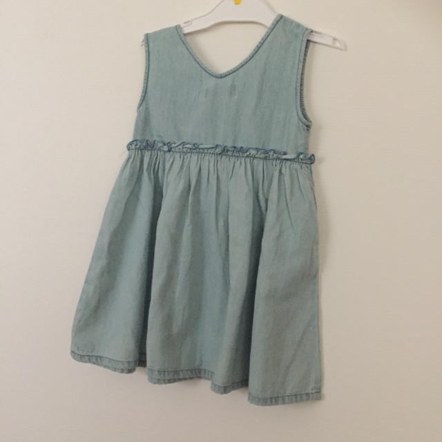 WILL MERY(ウィルメリー)の新品タグ付き WILL MERY  Vネックワンピース キッズ/ベビー/マタニティのキッズ服女の子用(90cm~)(ワンピース)の商品写真