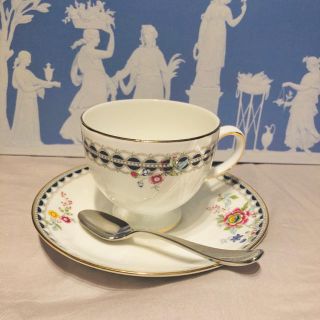 ウェッジウッド(WEDGWOOD)の【mariさま専用】ウェッジウッド レースピオニー ティーカップ&ソーサー2客(グラス/カップ)