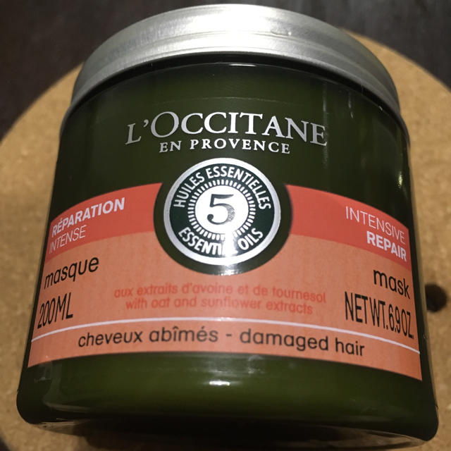 L'OCCITANE(ロクシタン)のロクシタン LOCCITANE ファイブハーブスリペアリングヘアマスク200ml コスメ/美容のヘアケア/スタイリング(ヘアパック/ヘアマスク)の商品写真